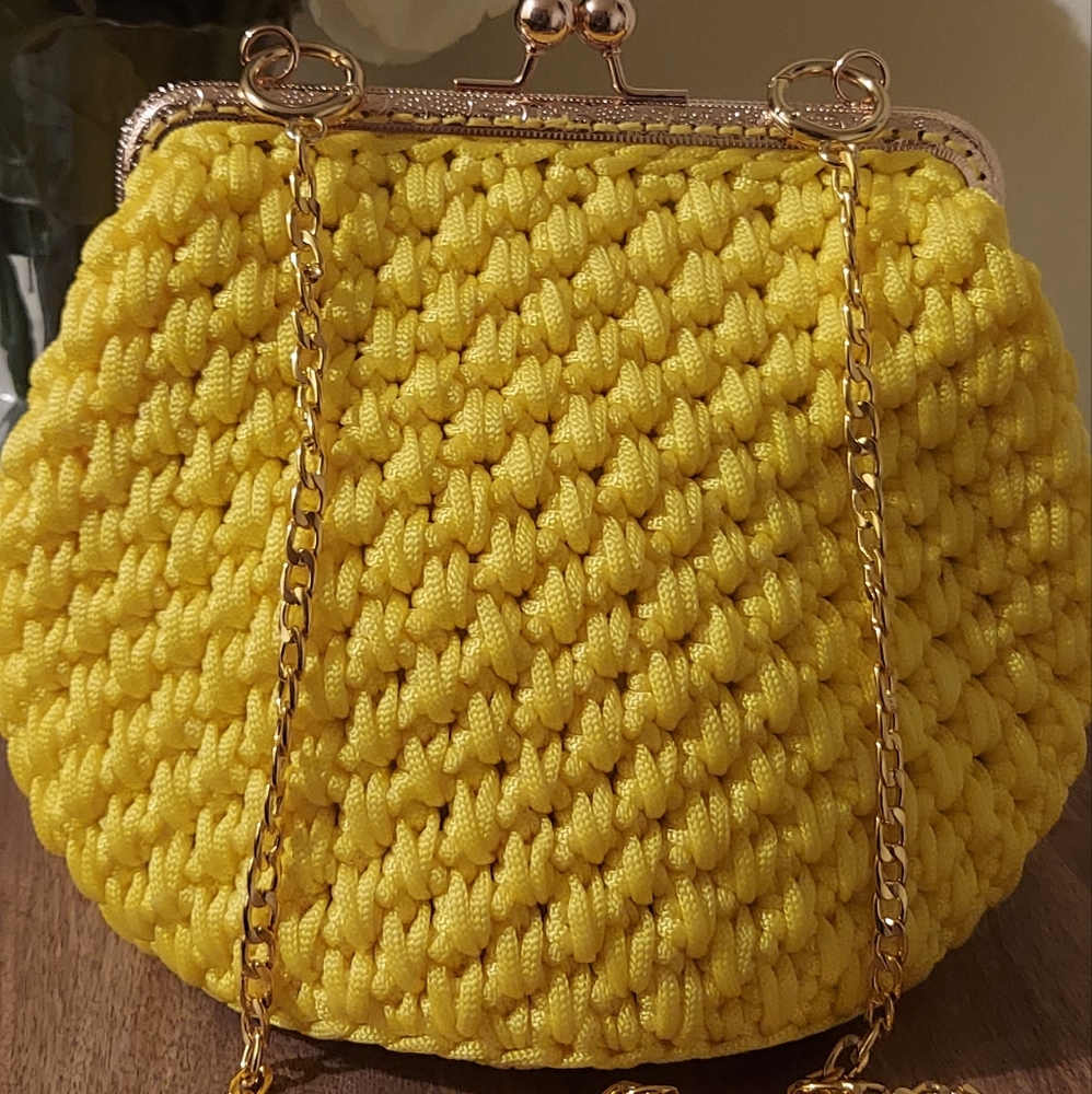 R&R Handmade crochet bag
